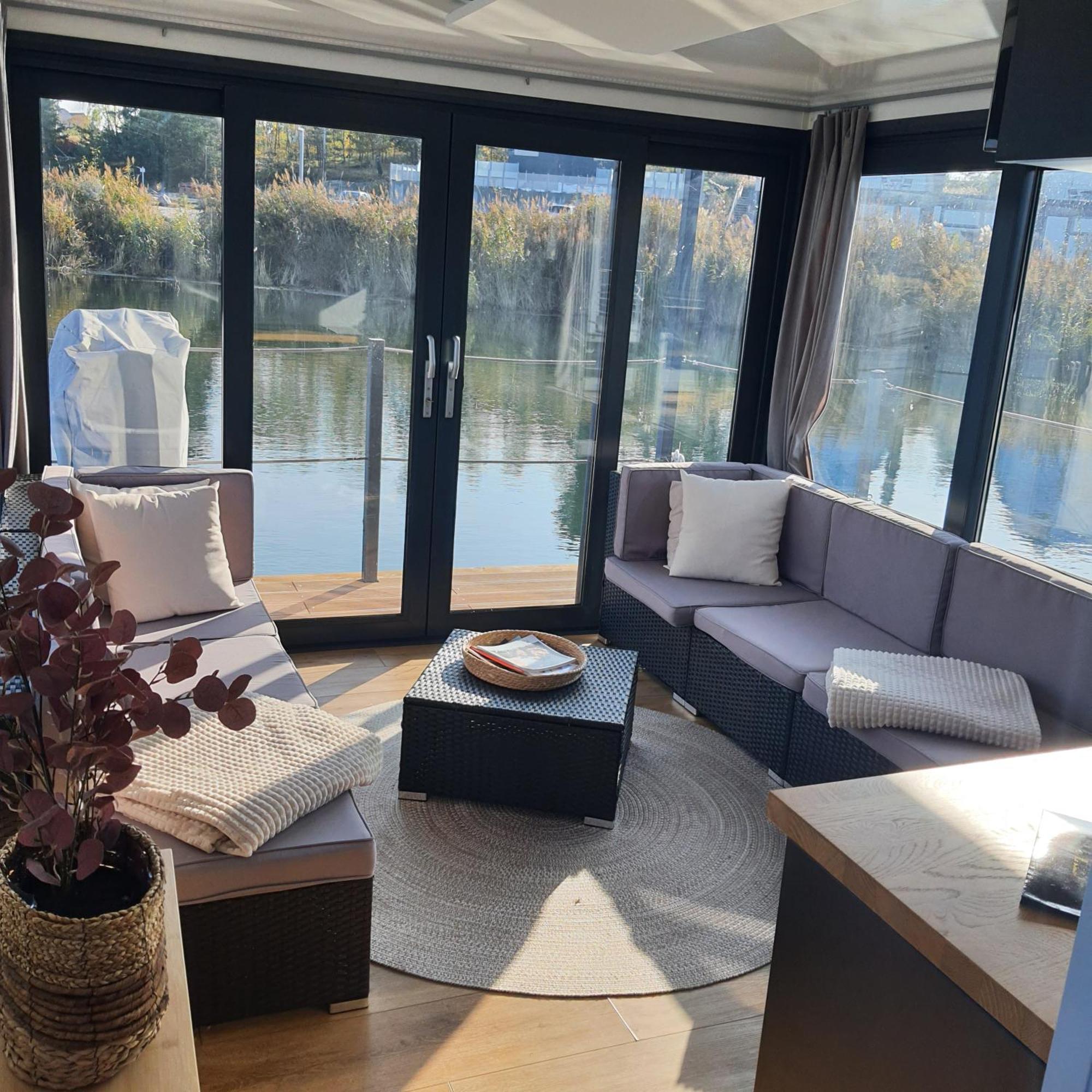 Schwimmendes Ferienhaus Silent Elsterheide Εξωτερικό φωτογραφία